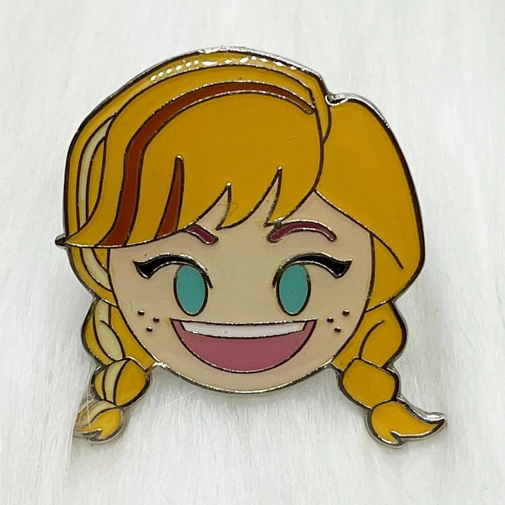 🔮 5/$25 Disney Frozen Anna Smiling Emoji‎ Pin